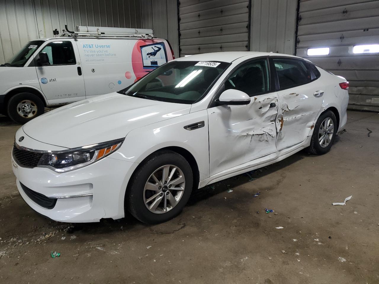 KIA OPTIMA LX 2017