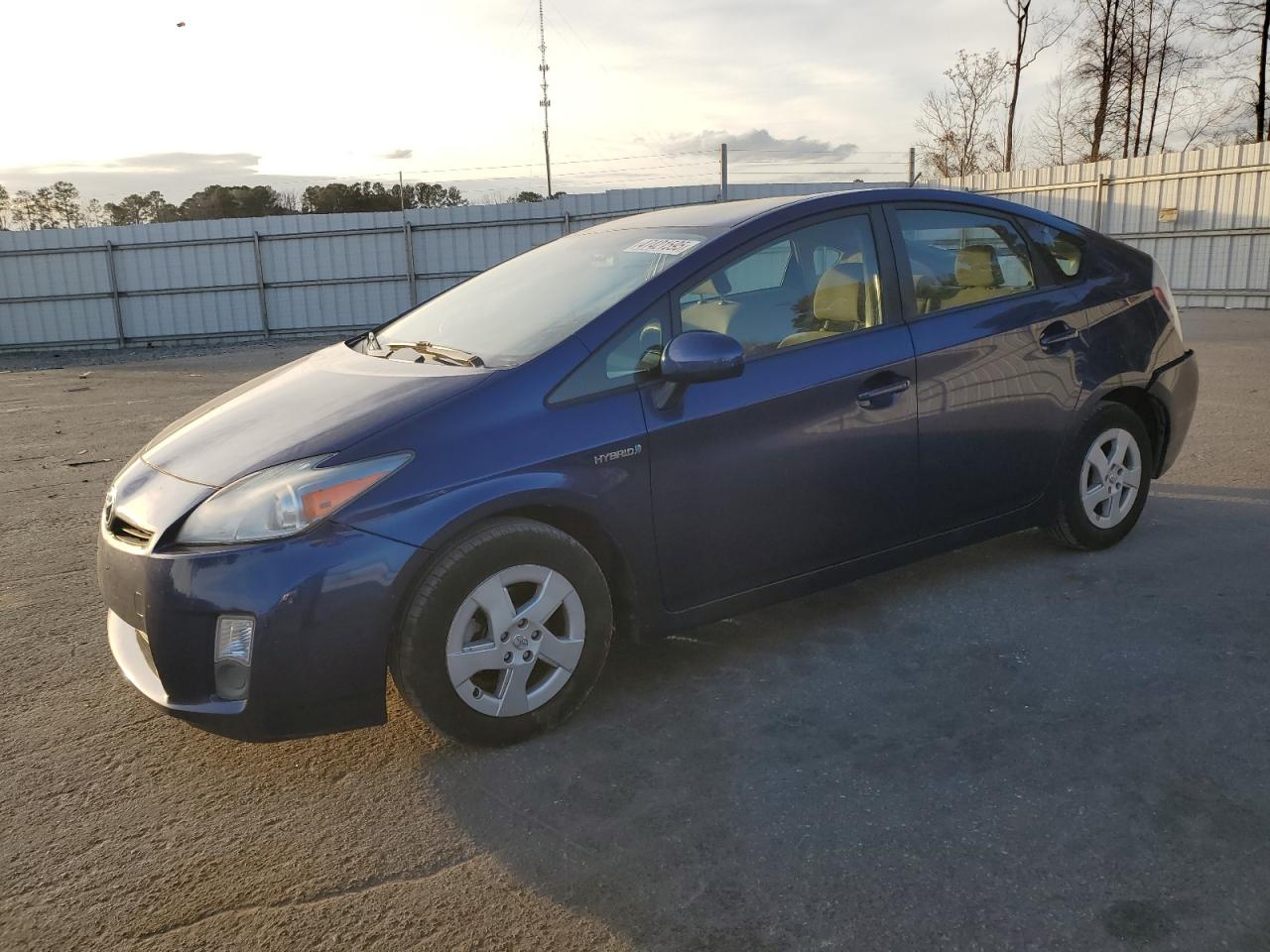 TOYOTA PRIUS 2010