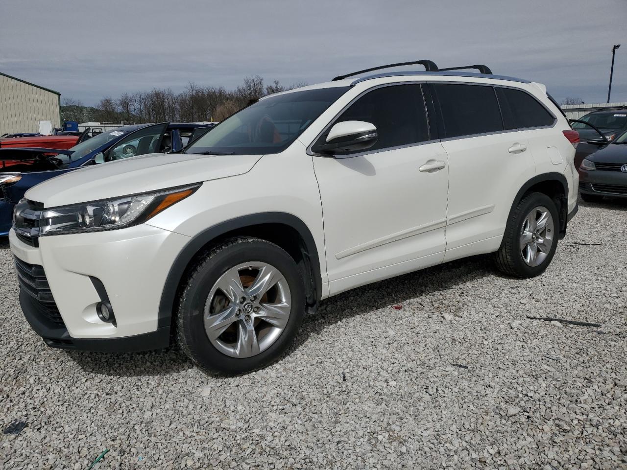 TOYOTA HIGHLANDER 2017