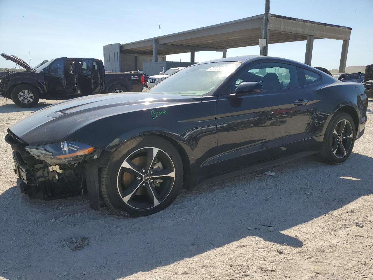 FORD MUSTANG 2021