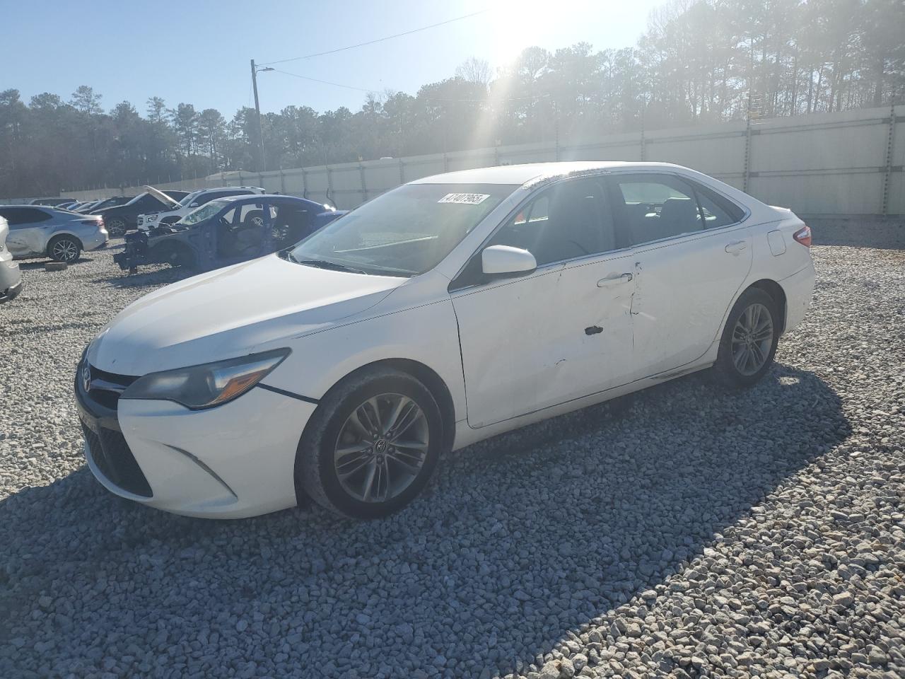 TOYOTA CAMRY LE 2015