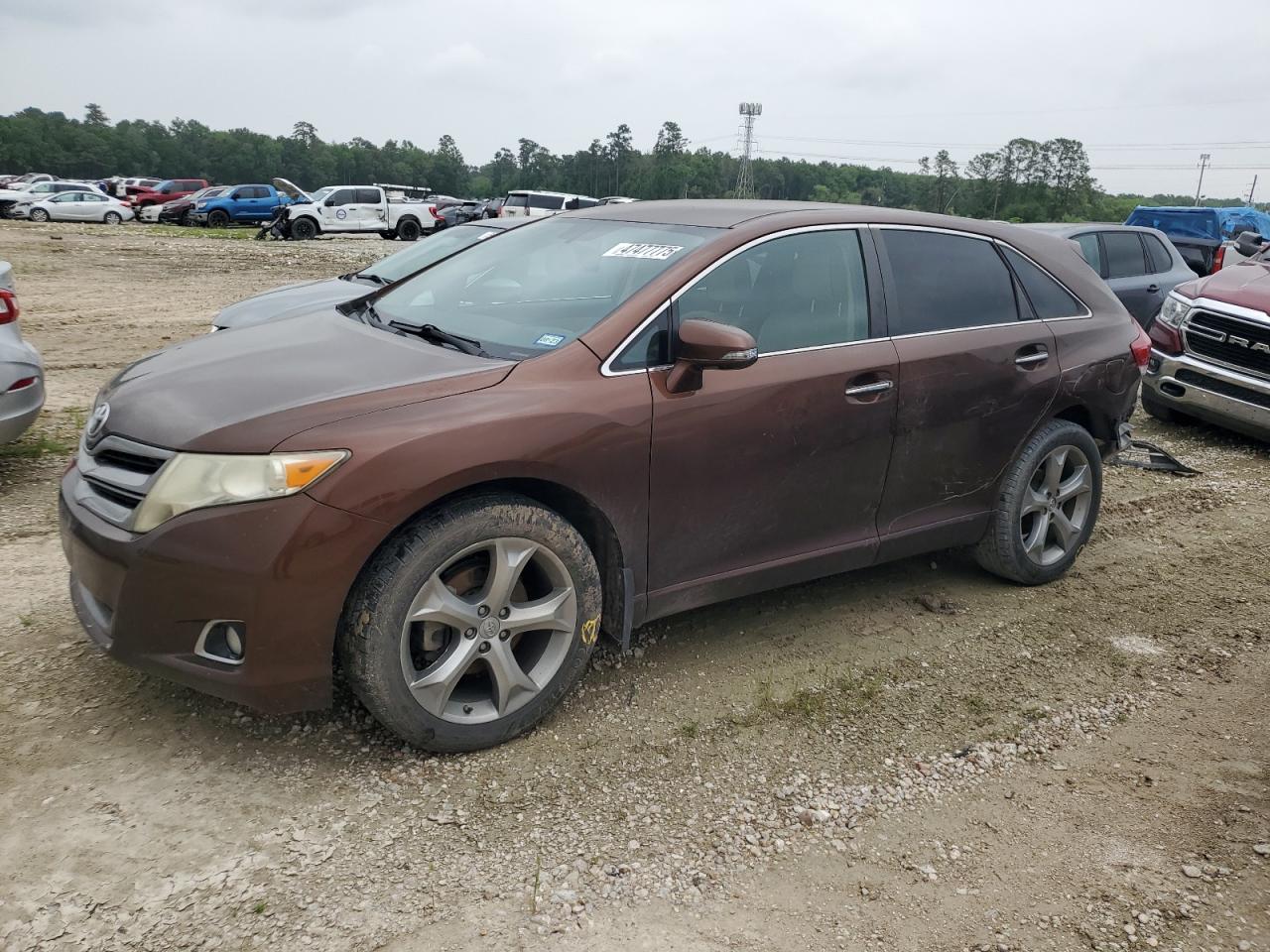 TOYOTA VENZA LE 2014