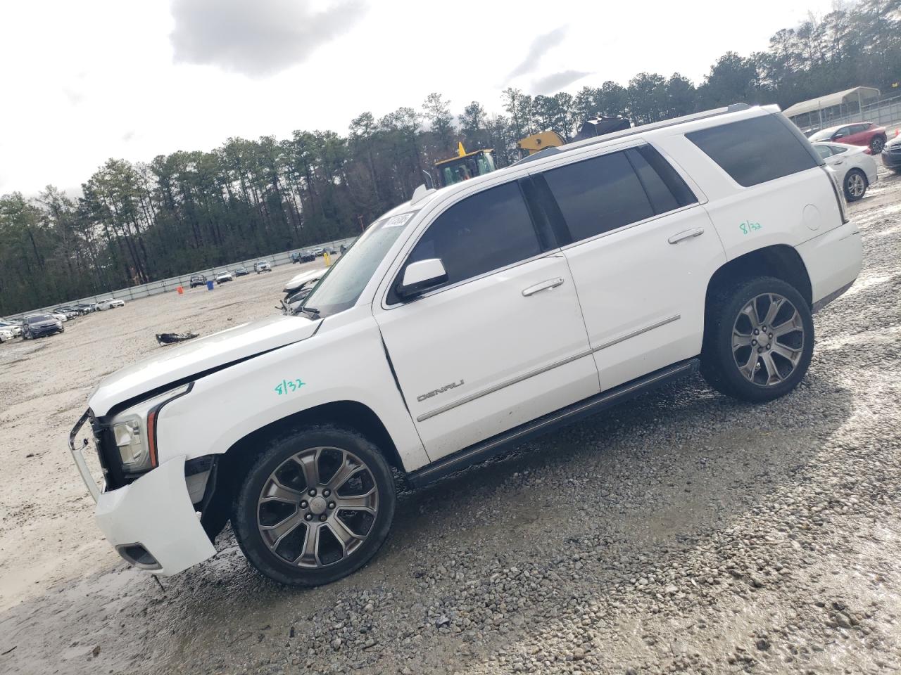 GMC YUKON DENA 2015