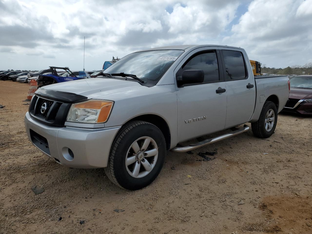 NISSAN TITAN 2011