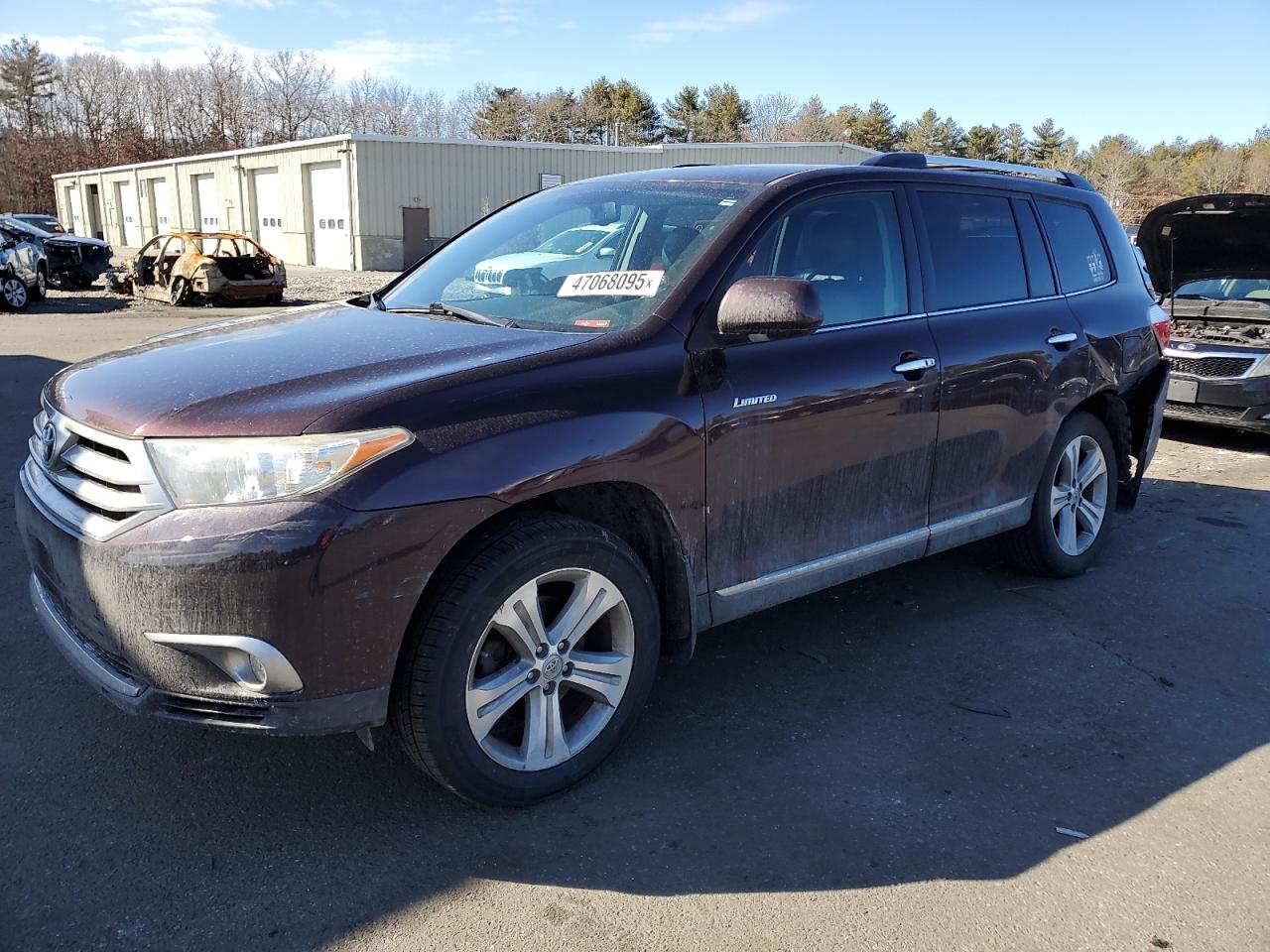 TOYOTA HIGHLANDER 2013