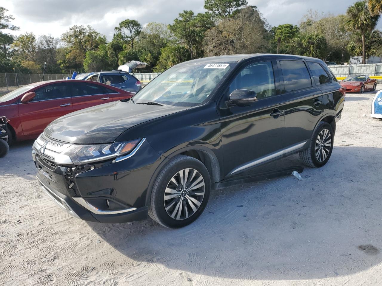 MITSUBISHI OUTLANDER 2020