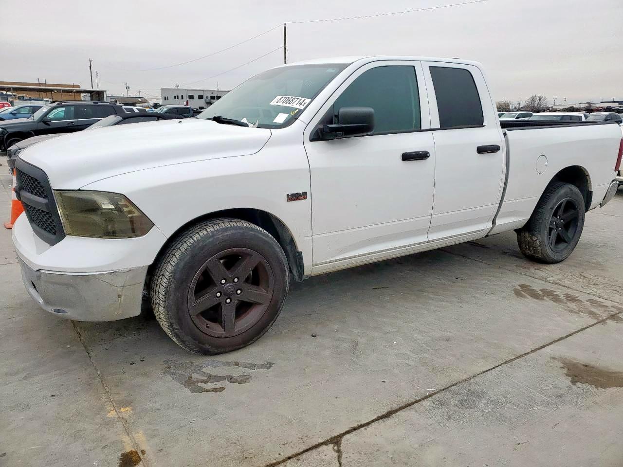 RAM 1500 SLT 2016