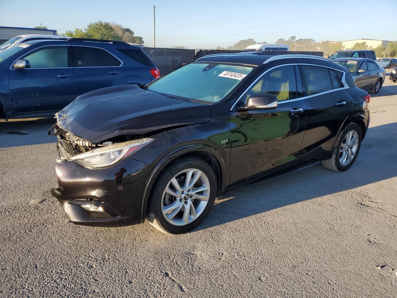 INFINITI QX30 BASE 2017