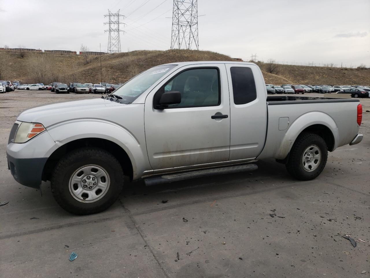 NISSAN FRONTIER S 2011