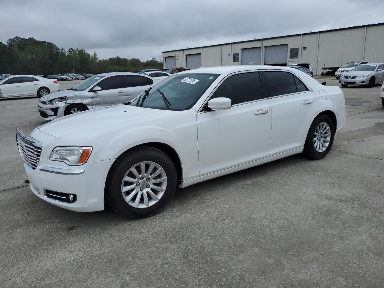 CHRYSLER 300 2013