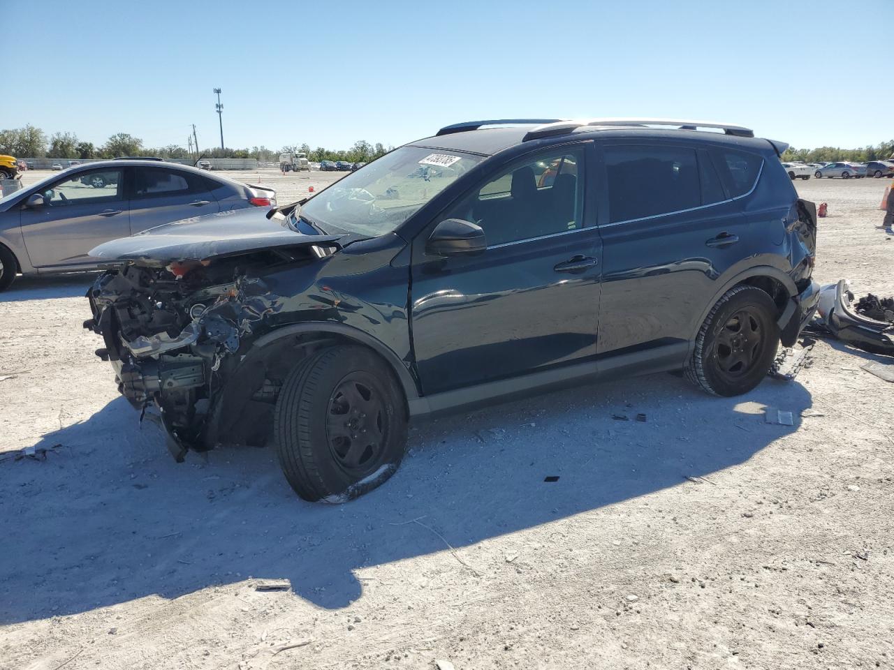 TOYOTA RAV4 LE 2018