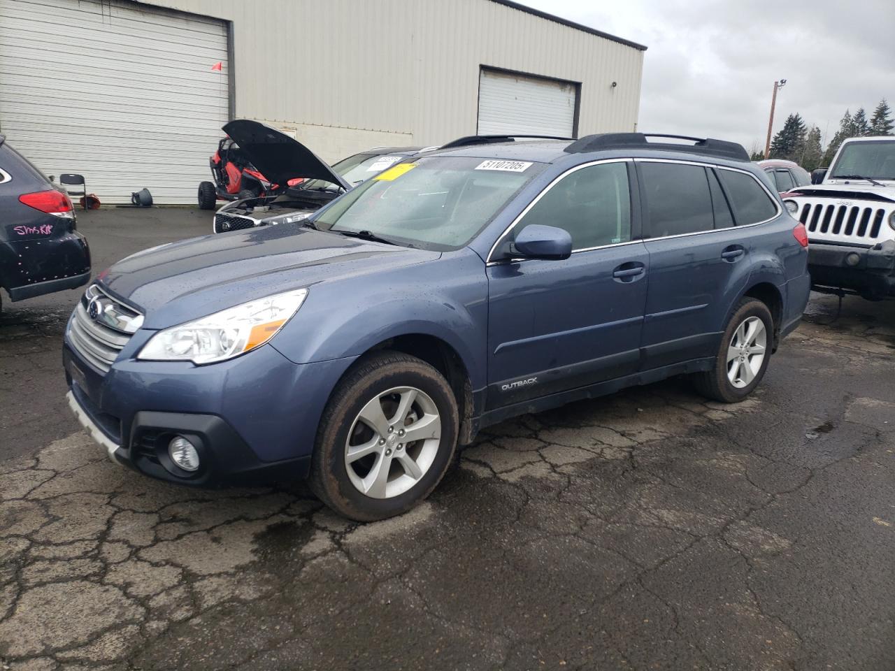 SUBARU OUTBACK 2. 2014