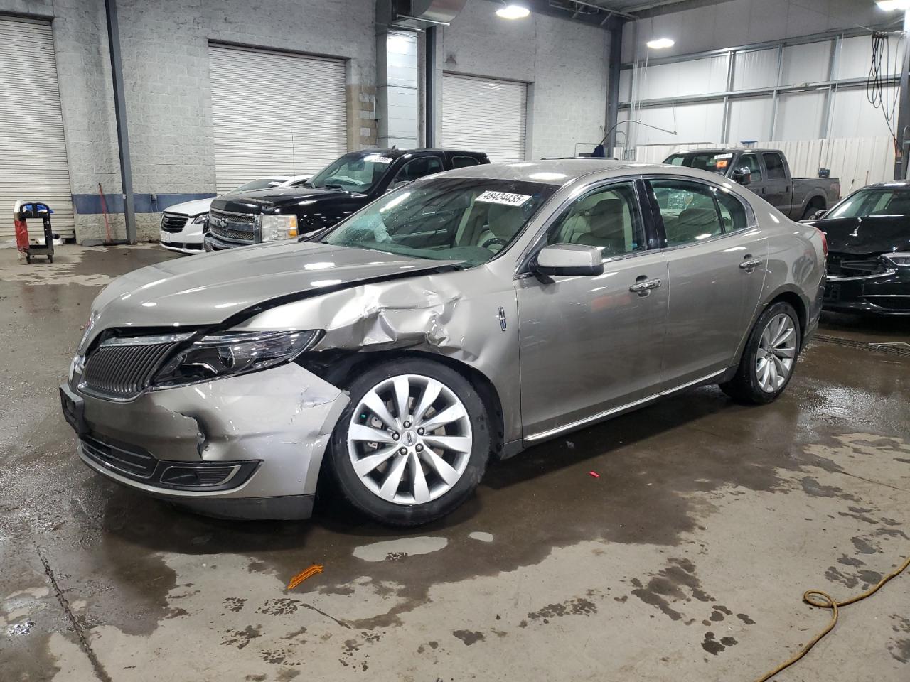 LINCOLN MKS 2015