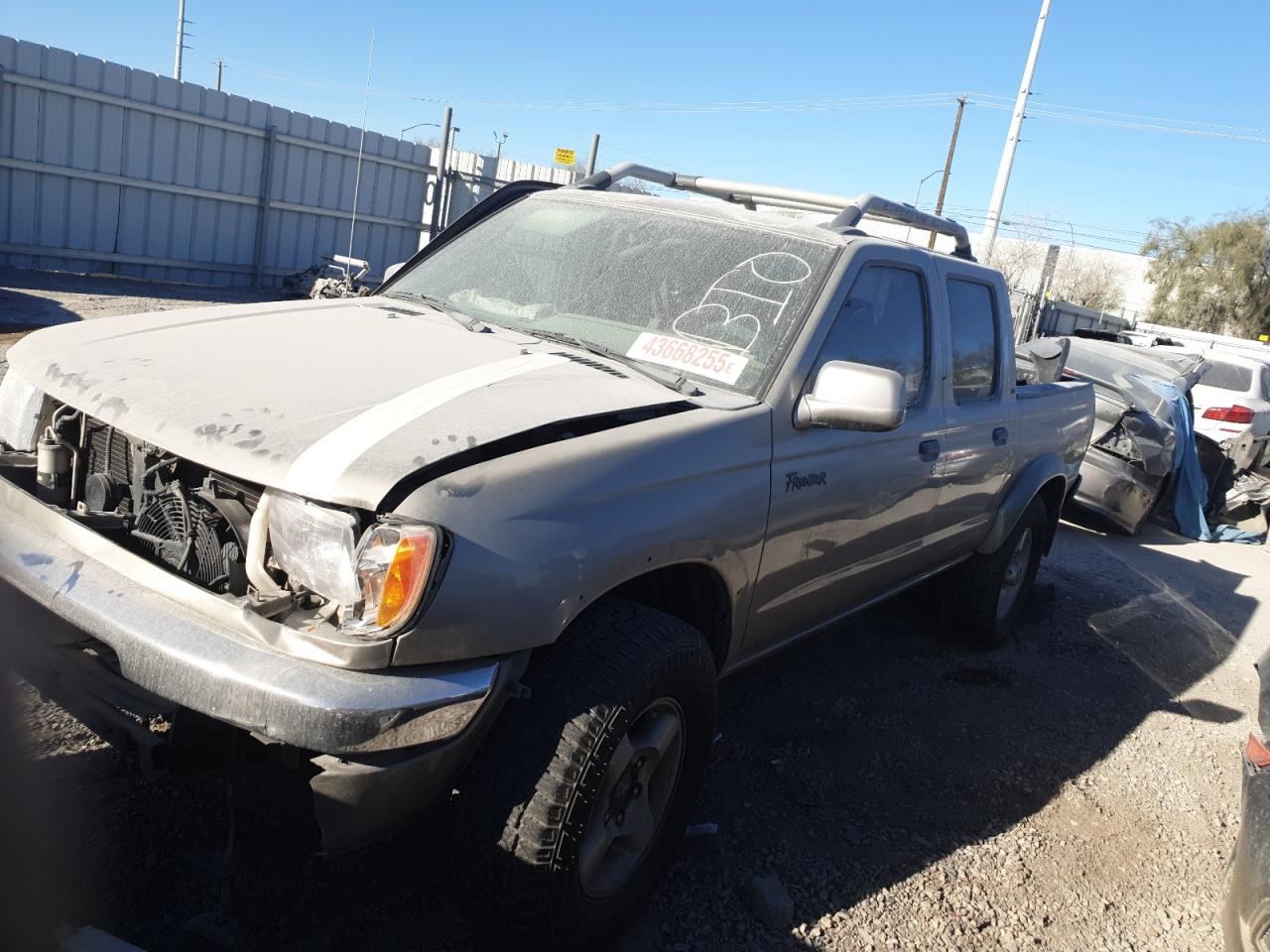 NISSAN FRONTIER C 2000