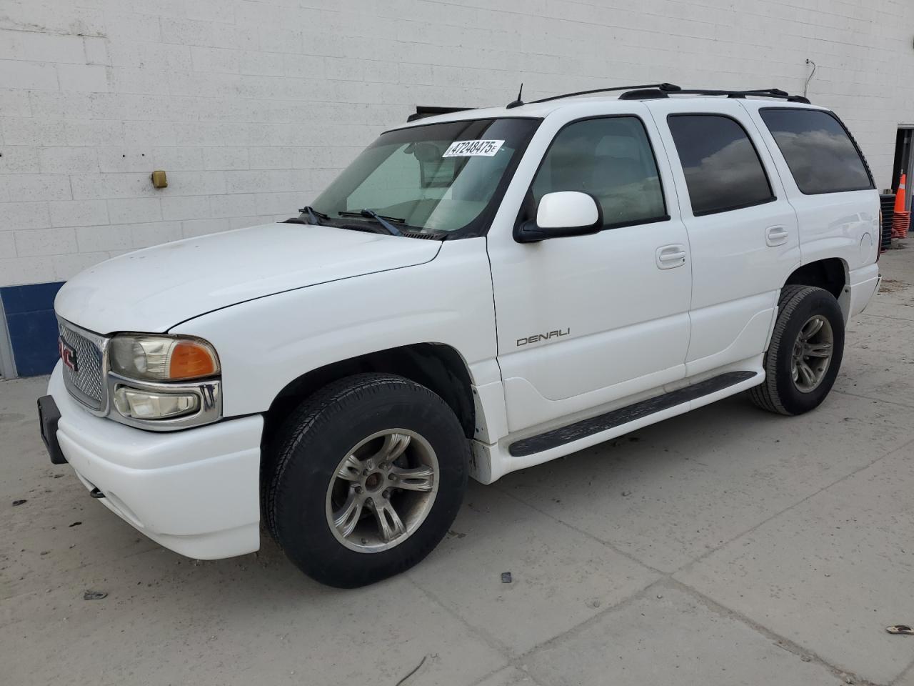GMC YUKON DENA 2004