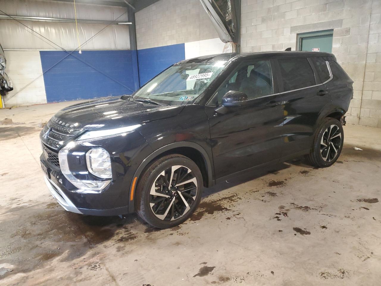 MITSUBISHI OUTLANDER 2022