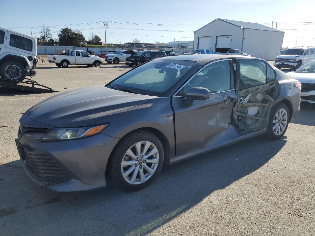 TOYOTA CAMRY LE 2020