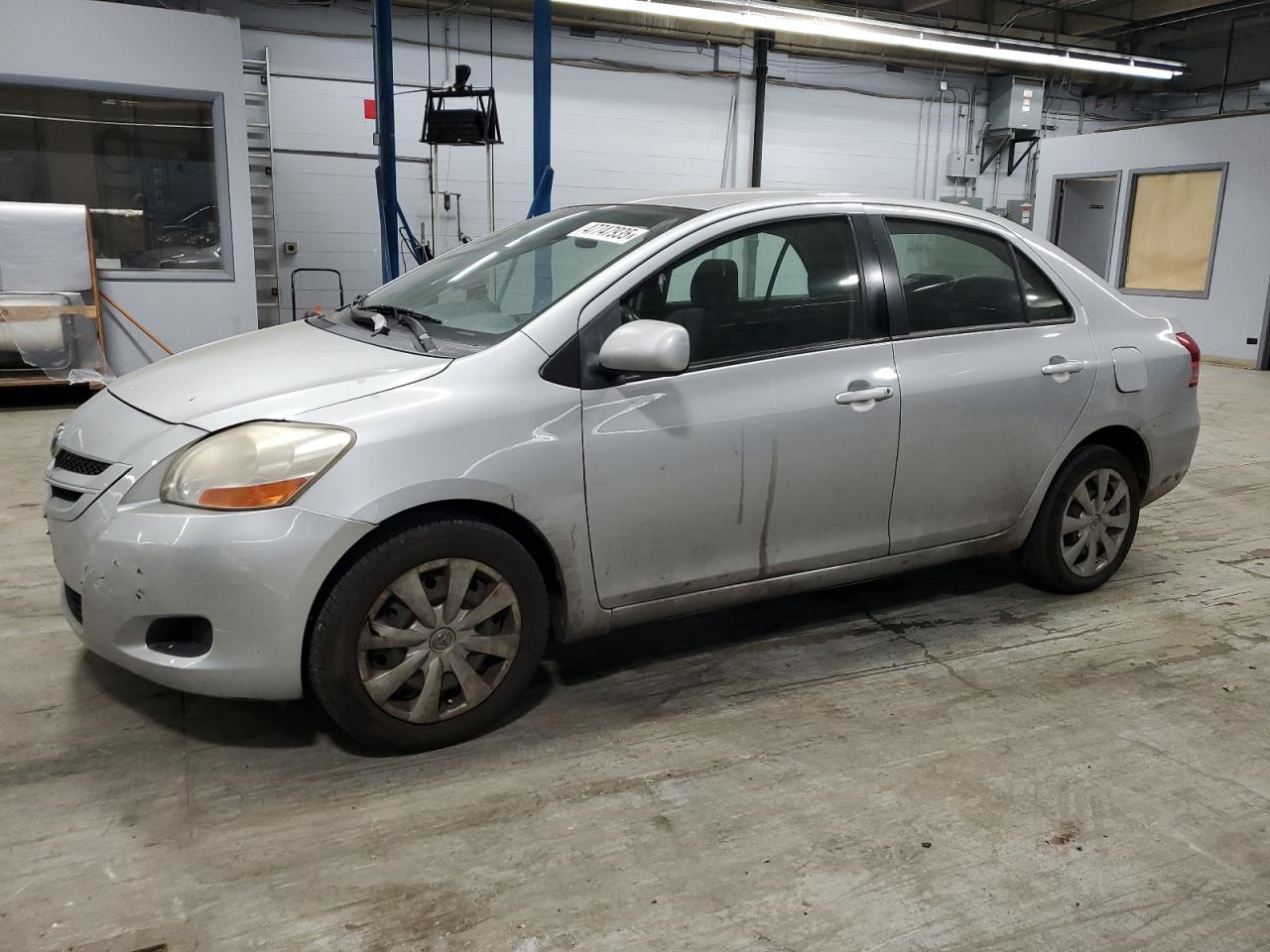 TOYOTA YARIS 2008