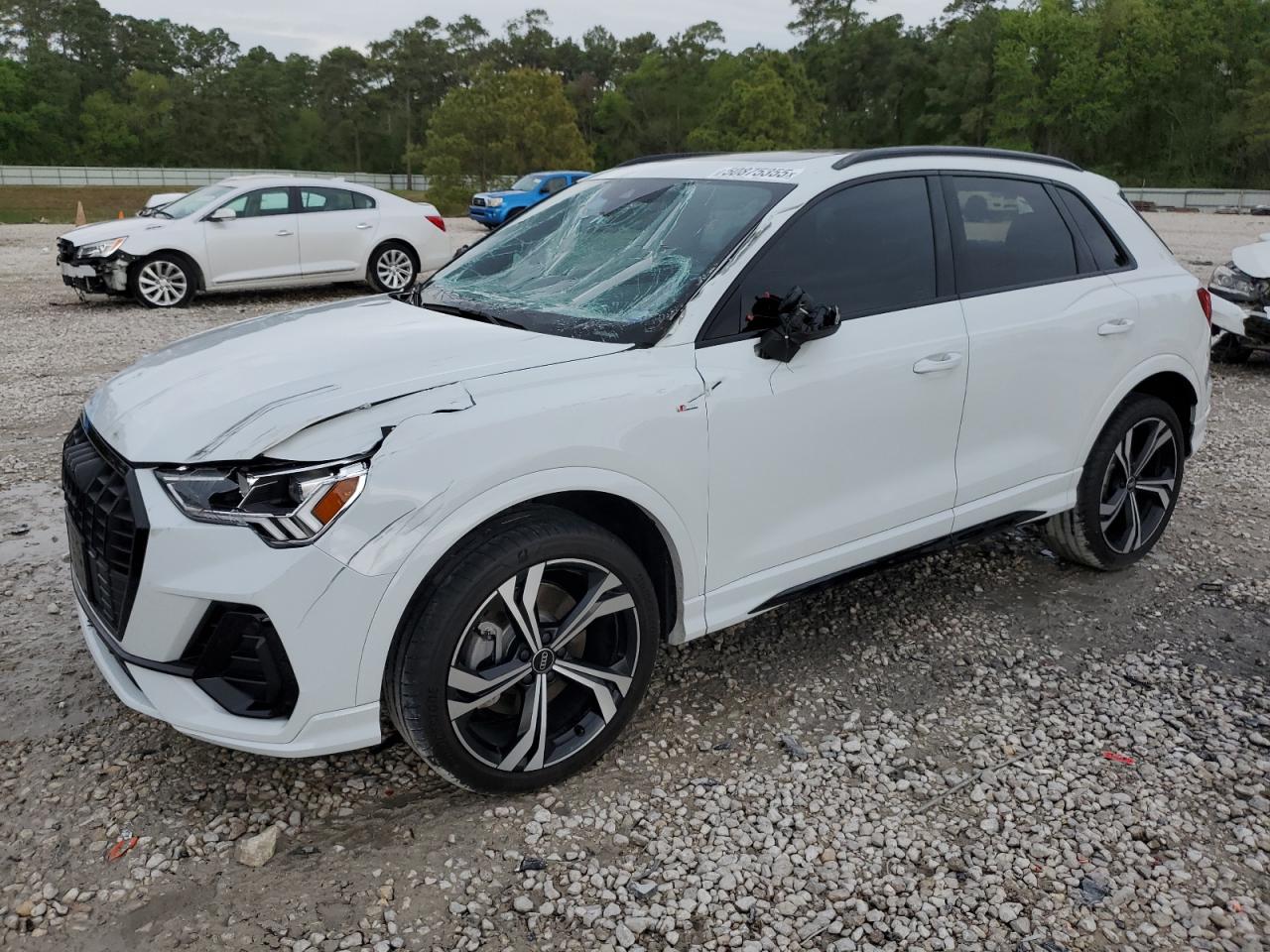 AUDI Q3 PREMIUM 2024
