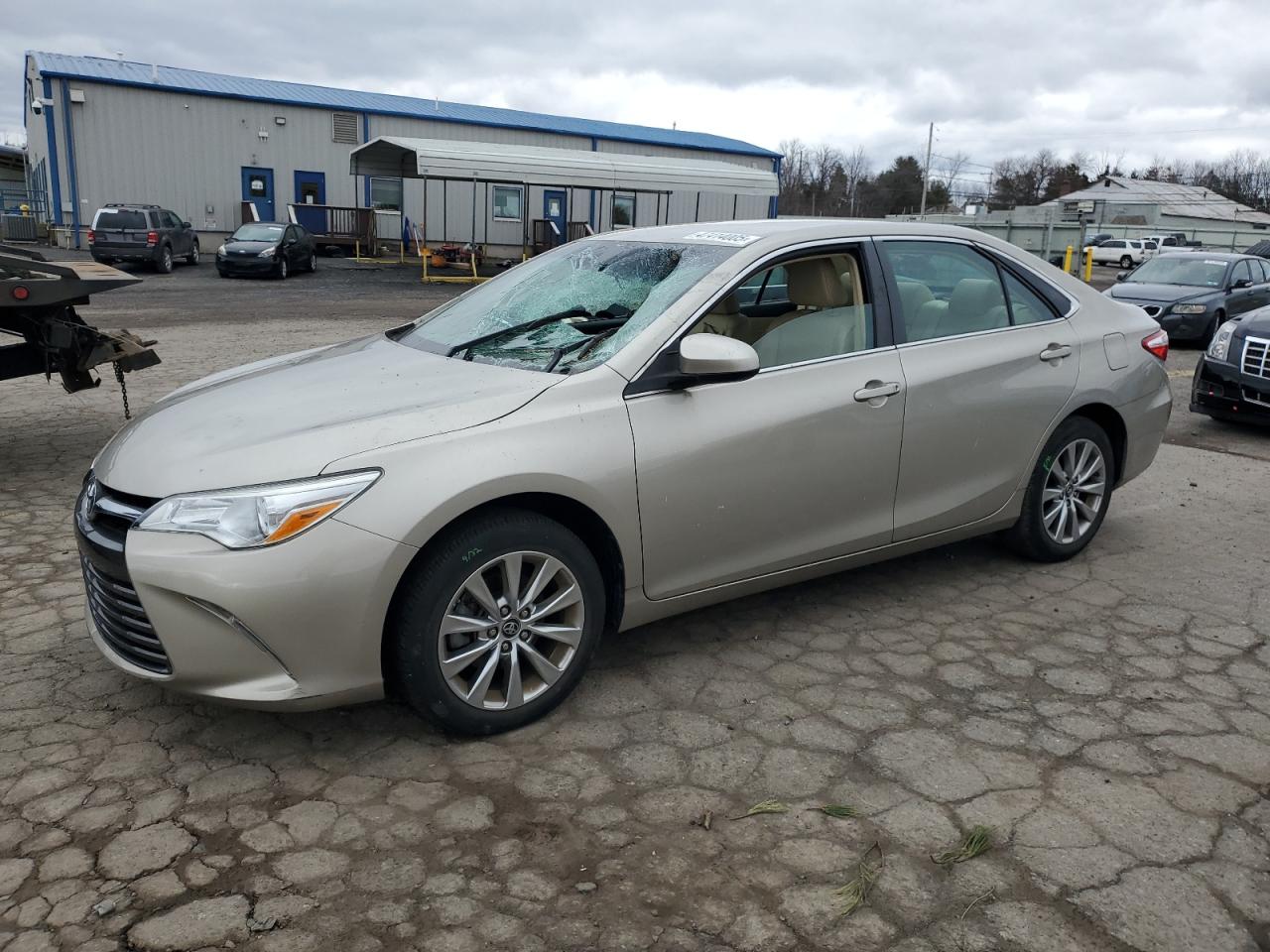 TOYOTA CAMRY LE 2017