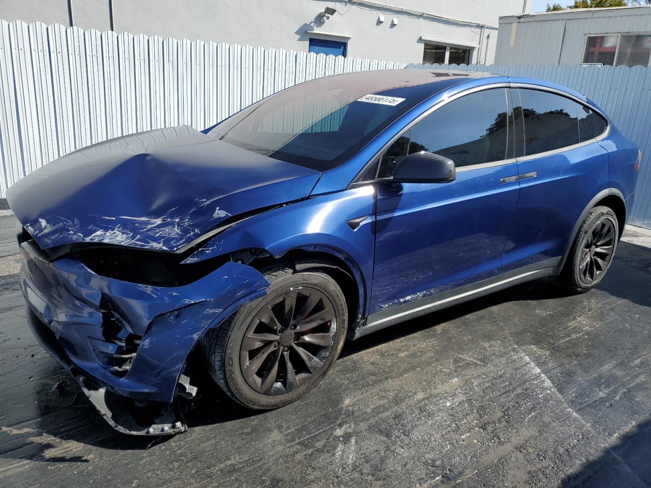 TESLA MODEL X 2021