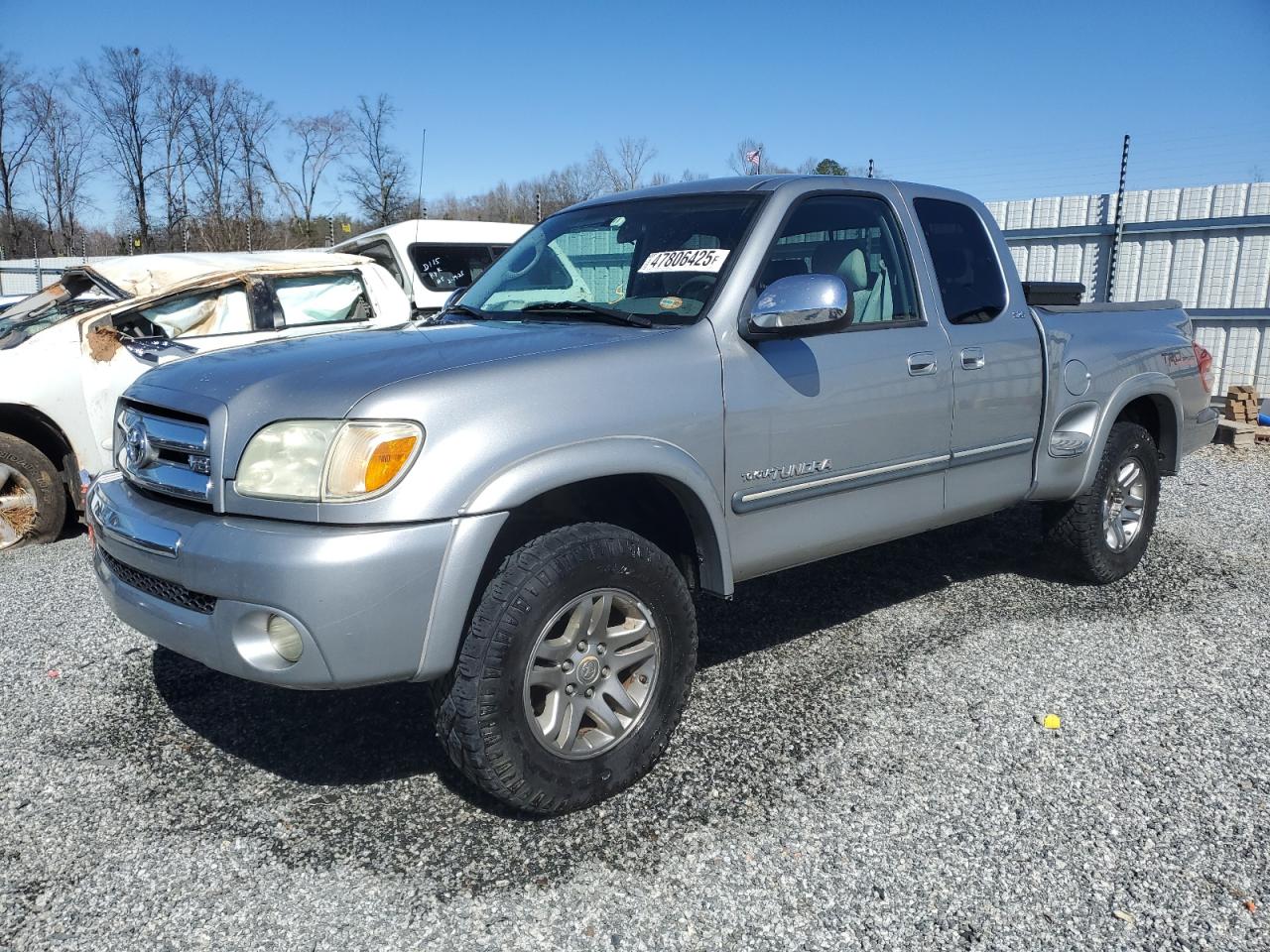 TOYOTA TUNDRA ACC 2006