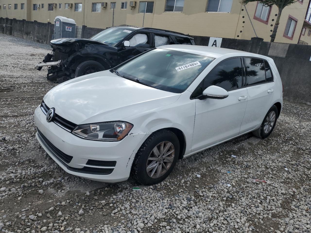 VOLKSWAGEN GOLF 2015