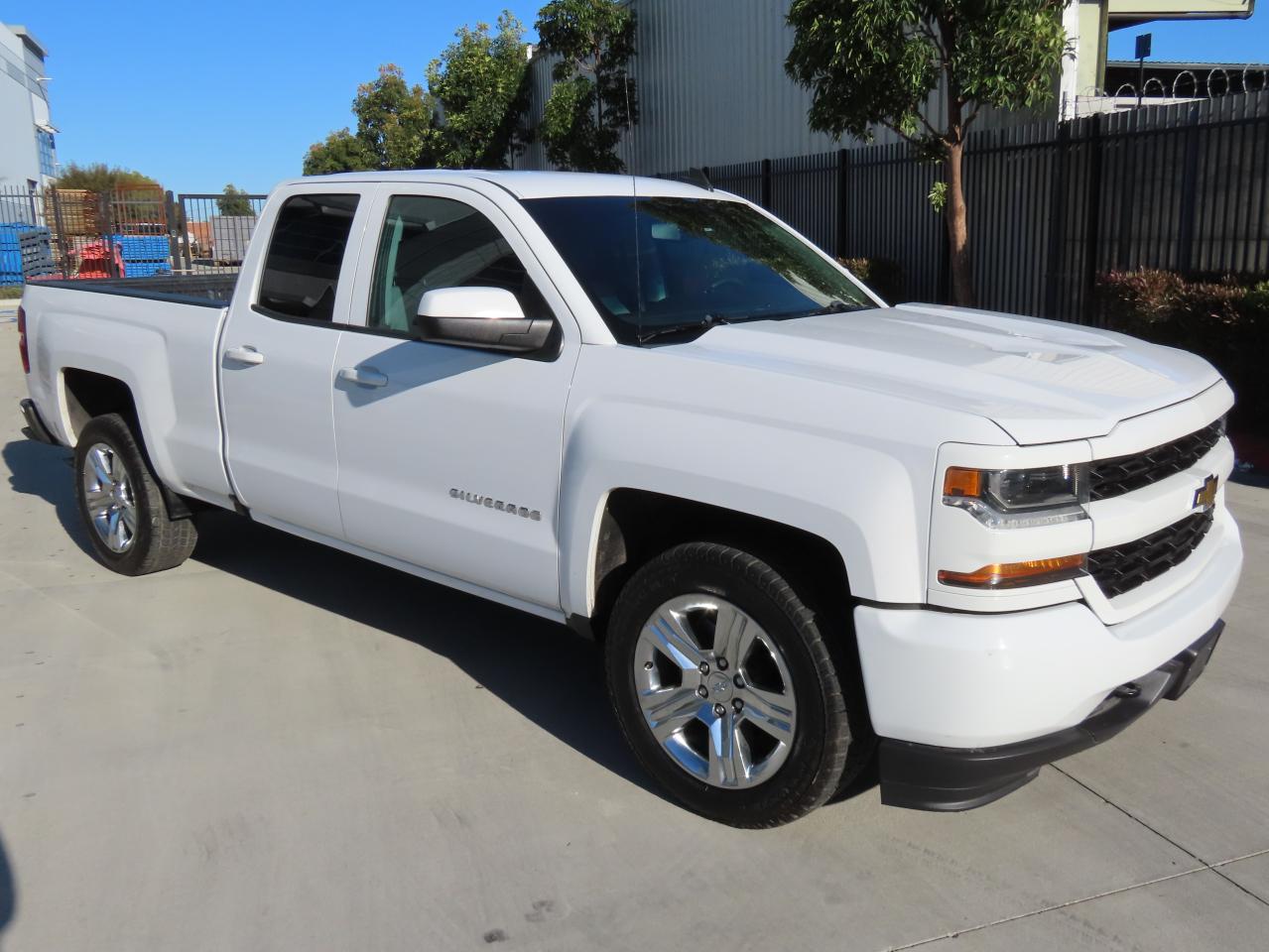 CHEVROLET SILVERADO 2018