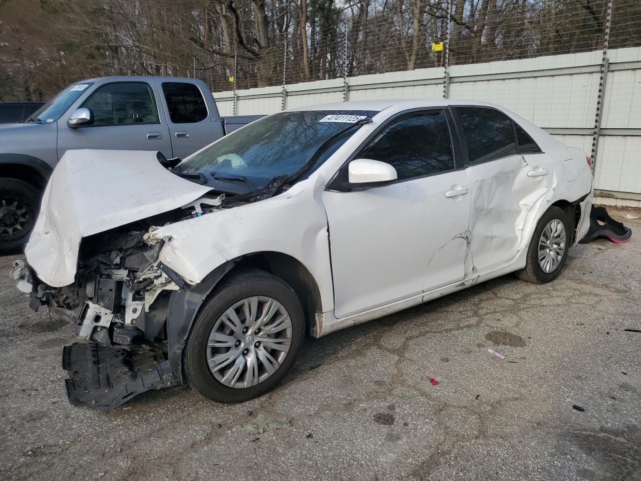 TOYOTA CAMRY 2014