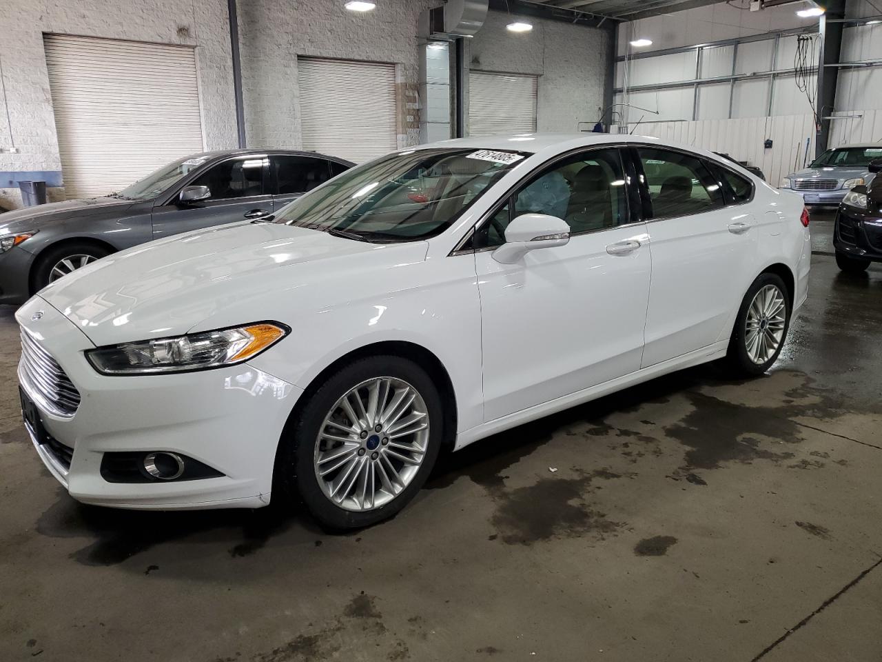 FORD FUSION SE 2016