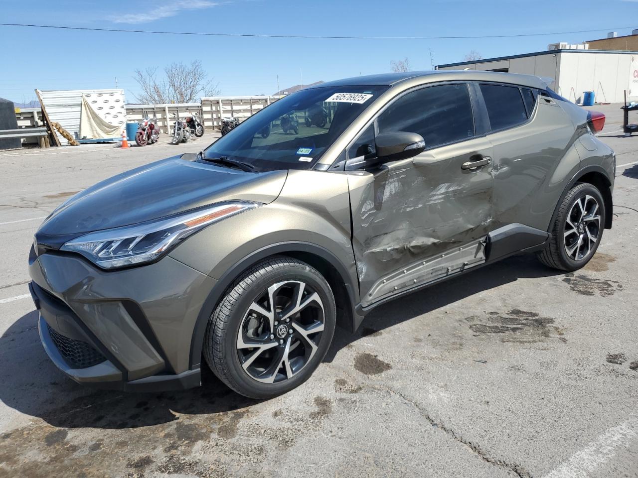 TOYOTA C-HR XLE 2021