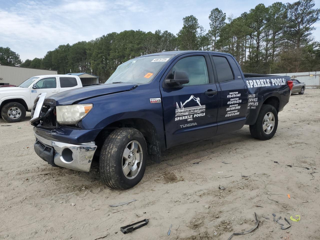 TOYOTA TUNDRA DOU 2011