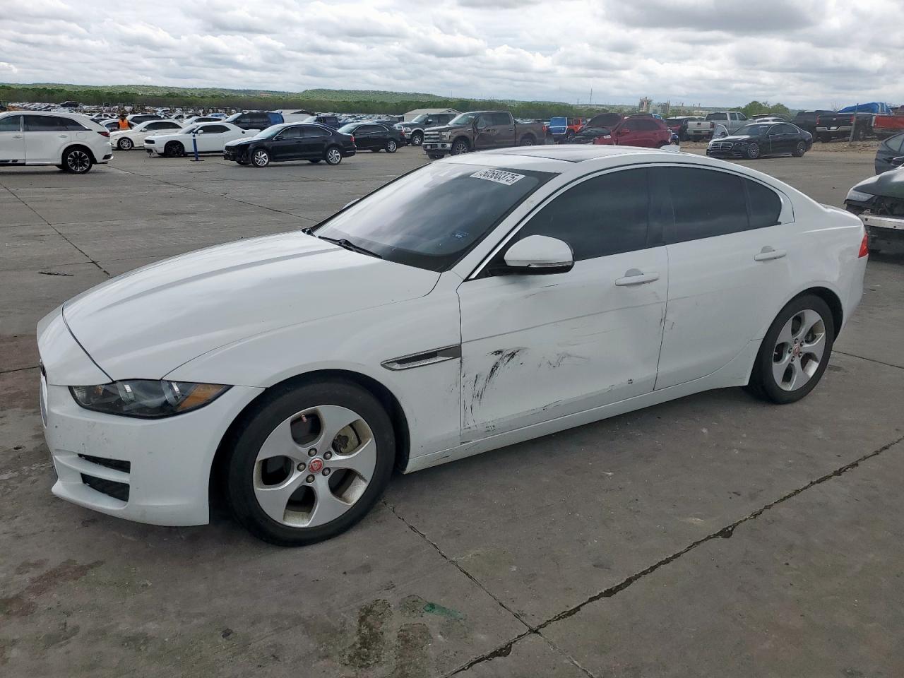 JAGUAR XE 2018