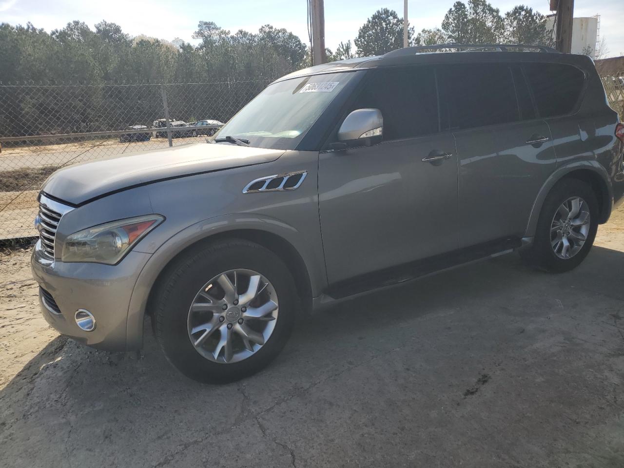 INFINITI QX56 2011