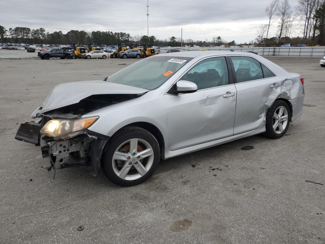 TOYOTA CAMRY L 2014