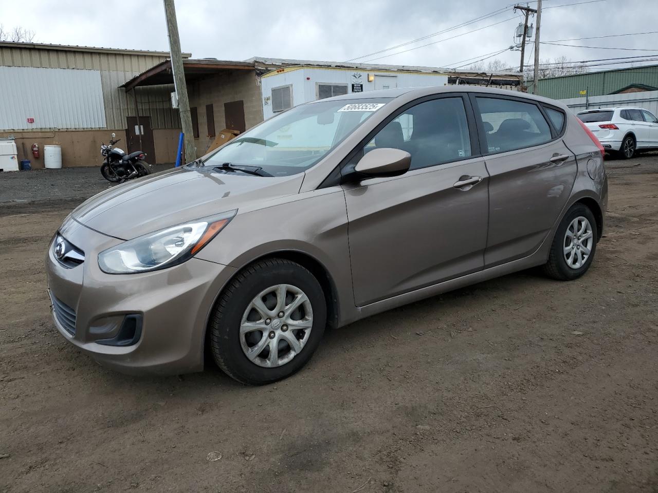 HYUNDAI ACCENT GLS 2012