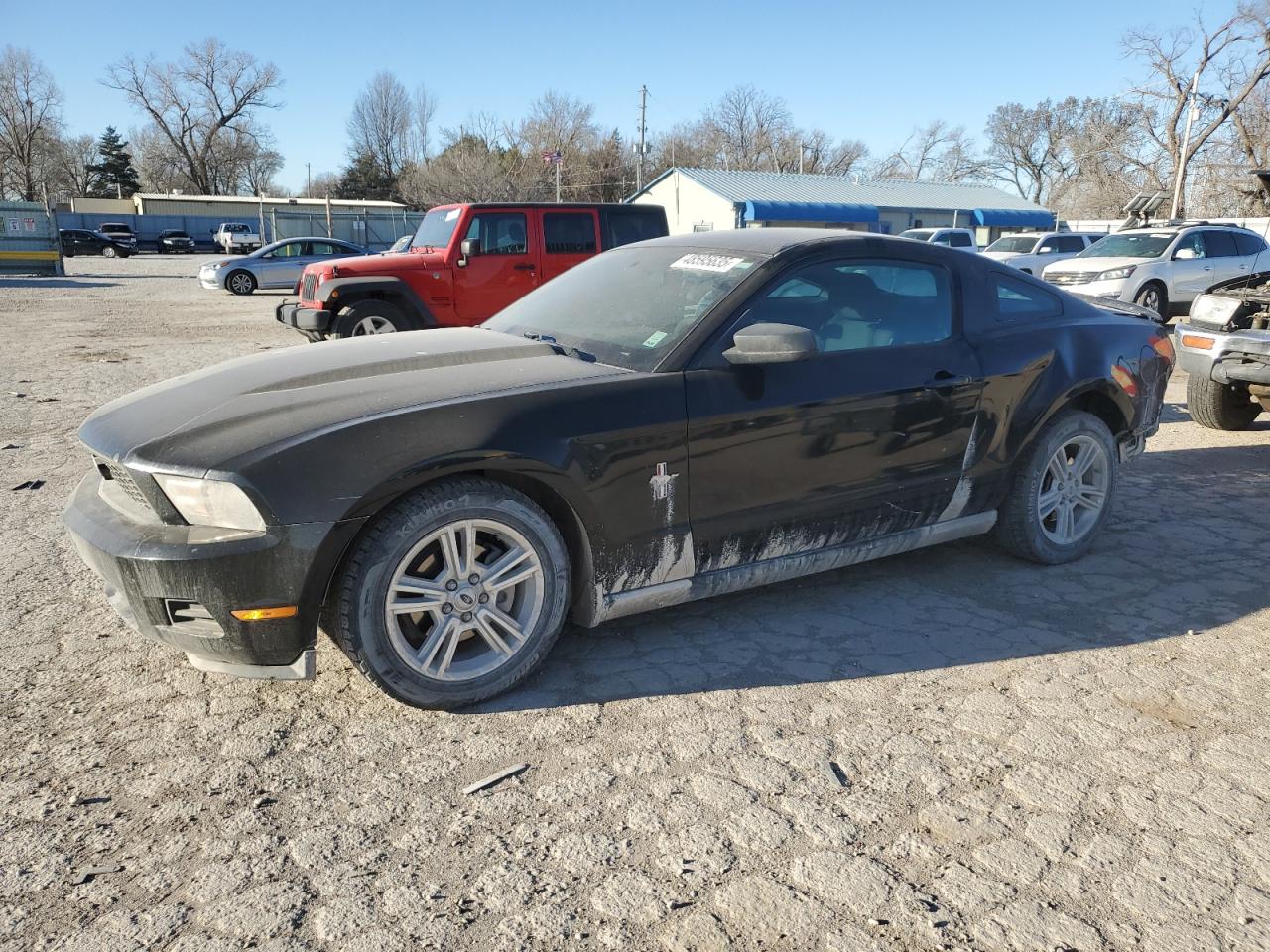 FORD MUSTANG 2010