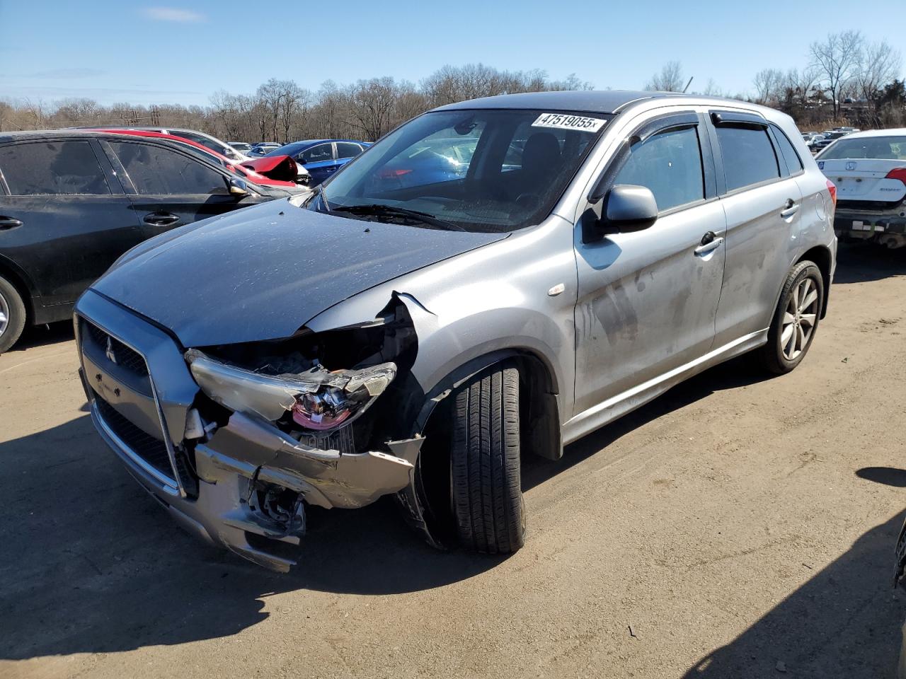 MITSUBISHI OUTLANDER 2012