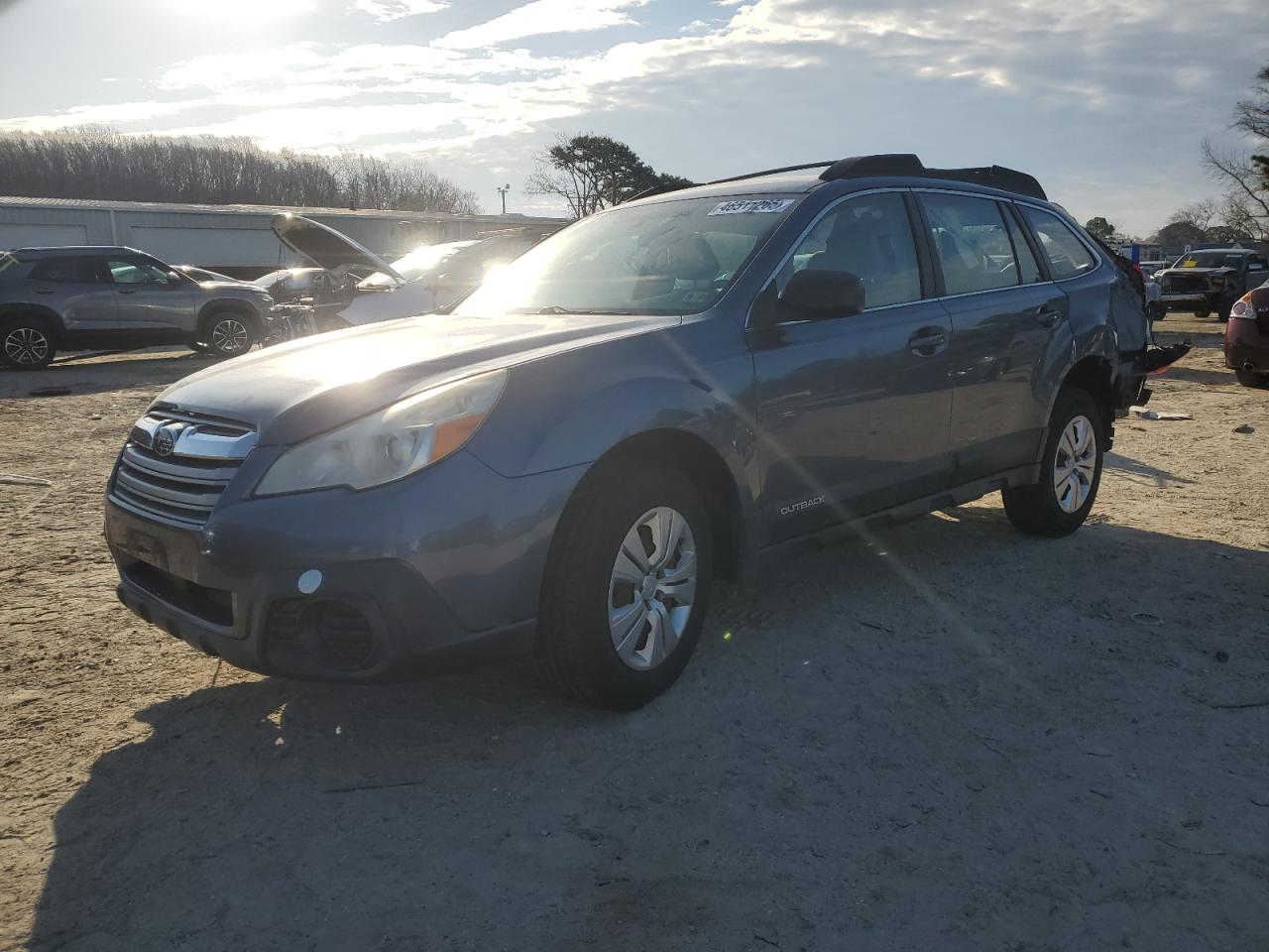 SUBARU OUTBACK 2. 2013