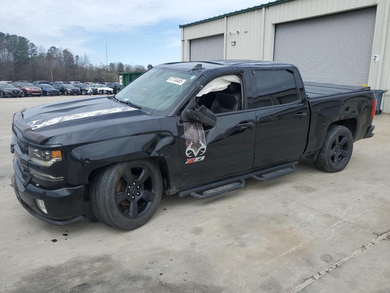 CHEVROLET SILVERADO 2017