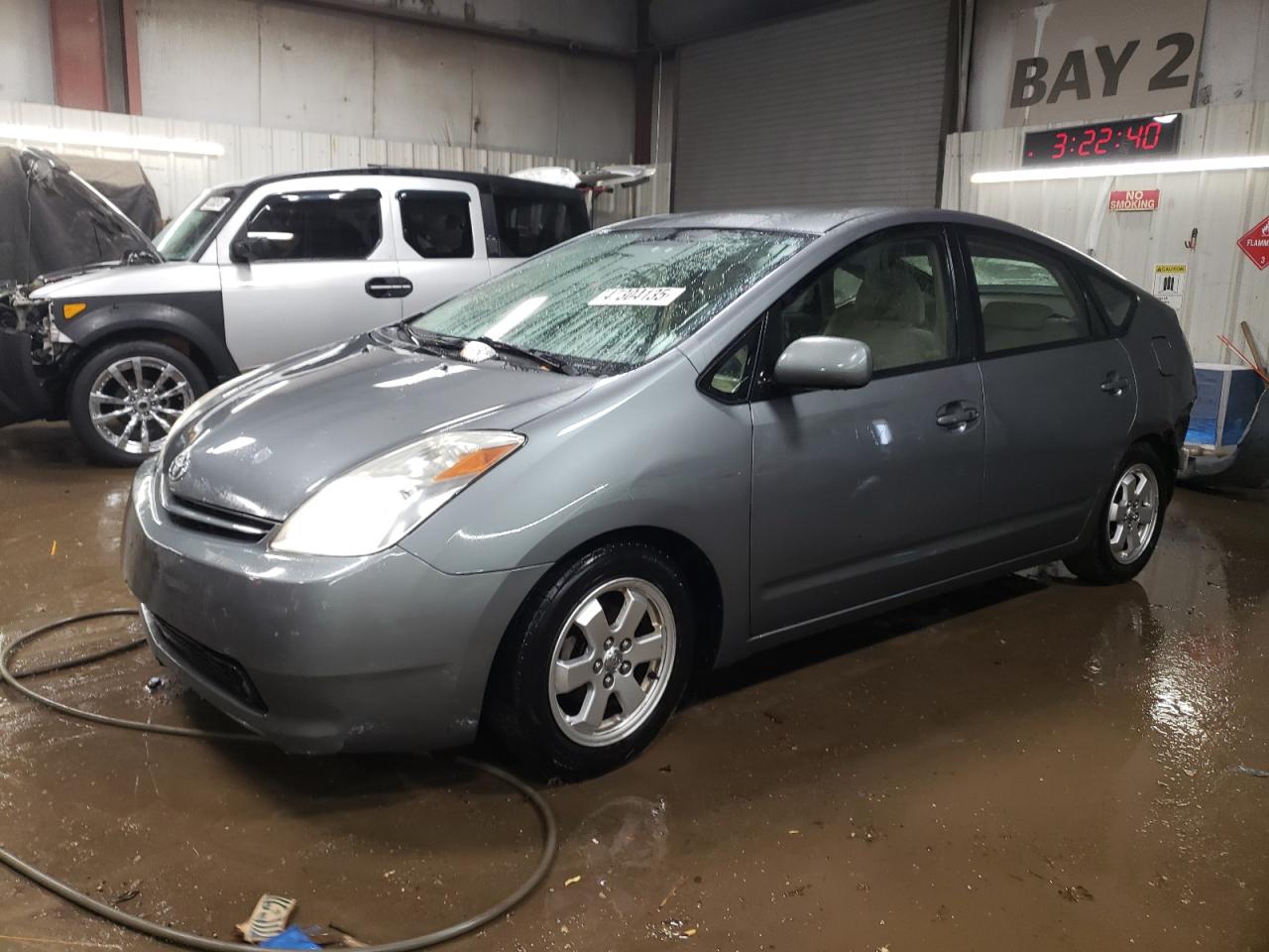 TOYOTA PRIUS 2005