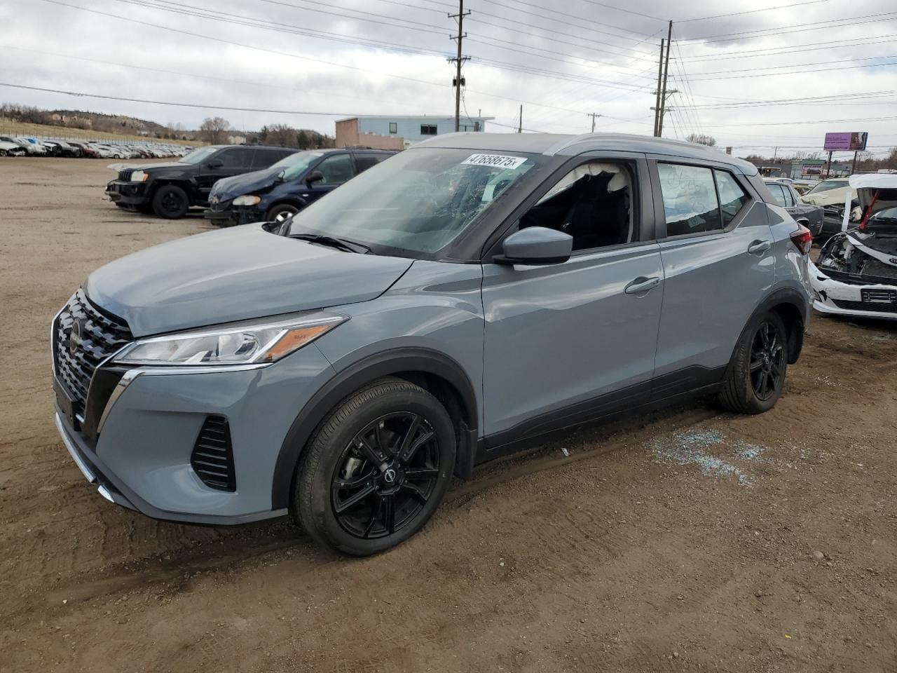 NISSAN KICKS SV 2023