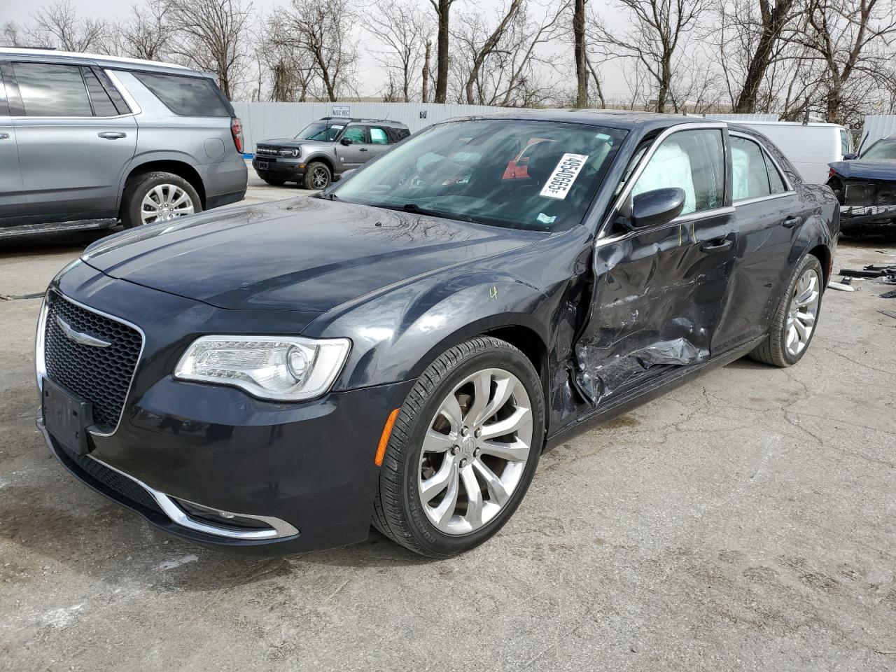 CHRYSLER 300 TOURIN 2018