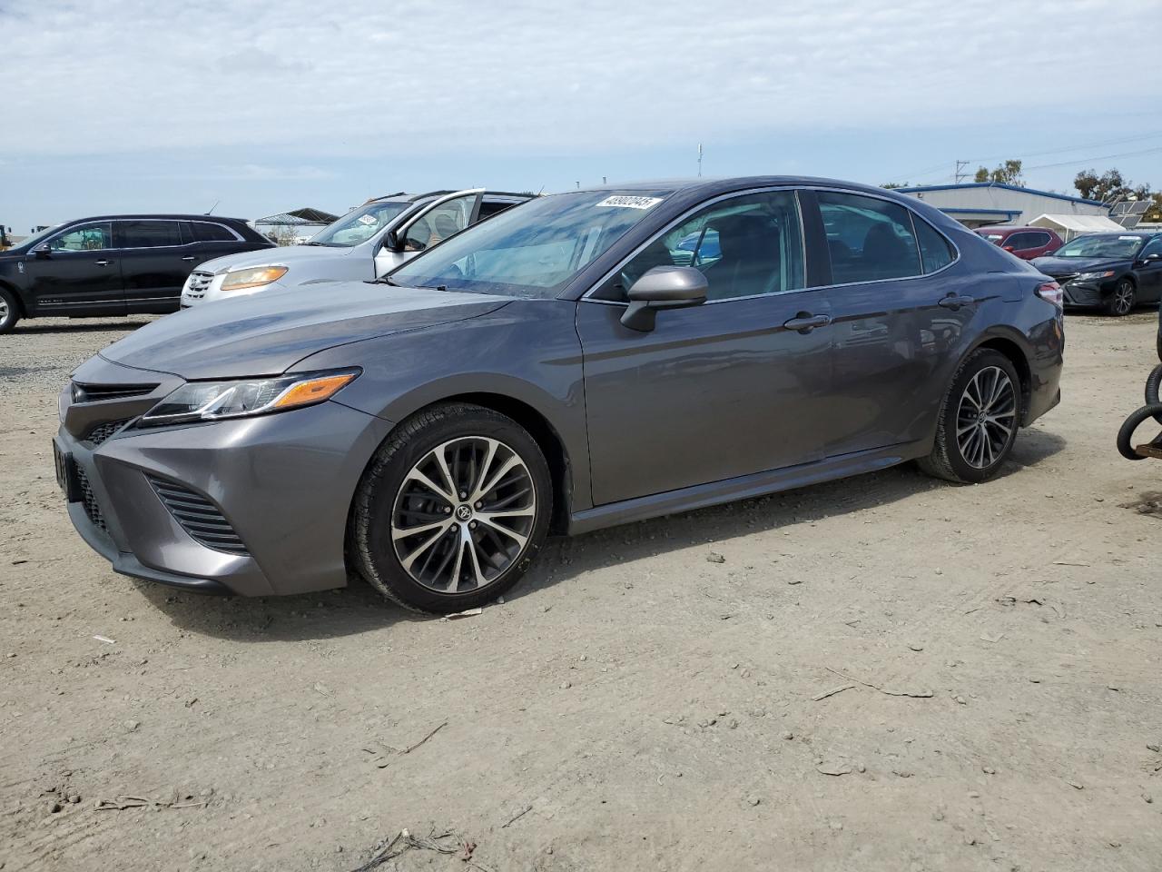 TOYOTA CAMRY 2020