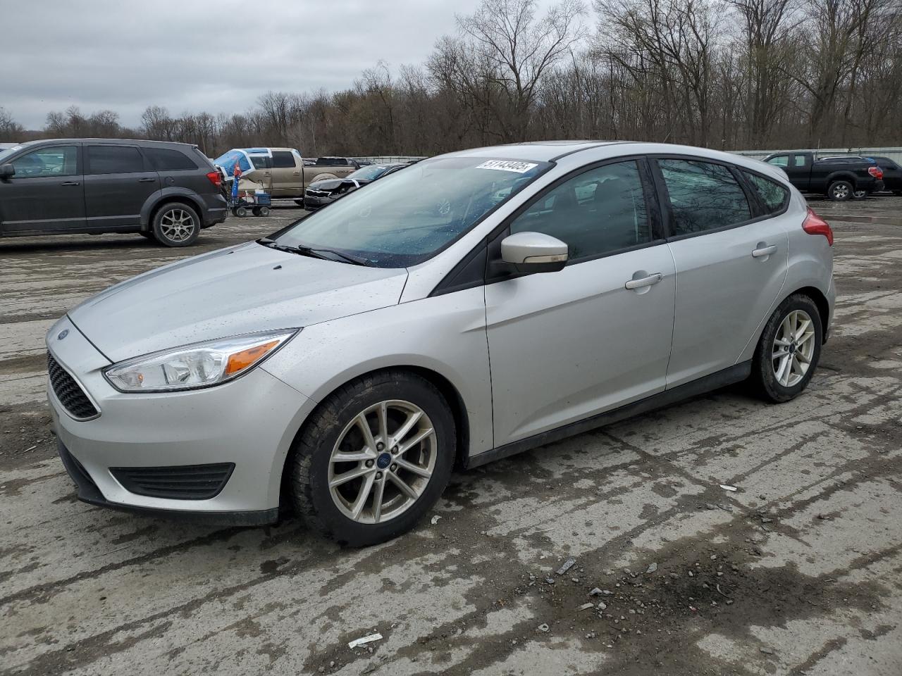 FORD FOCUS SE 2016