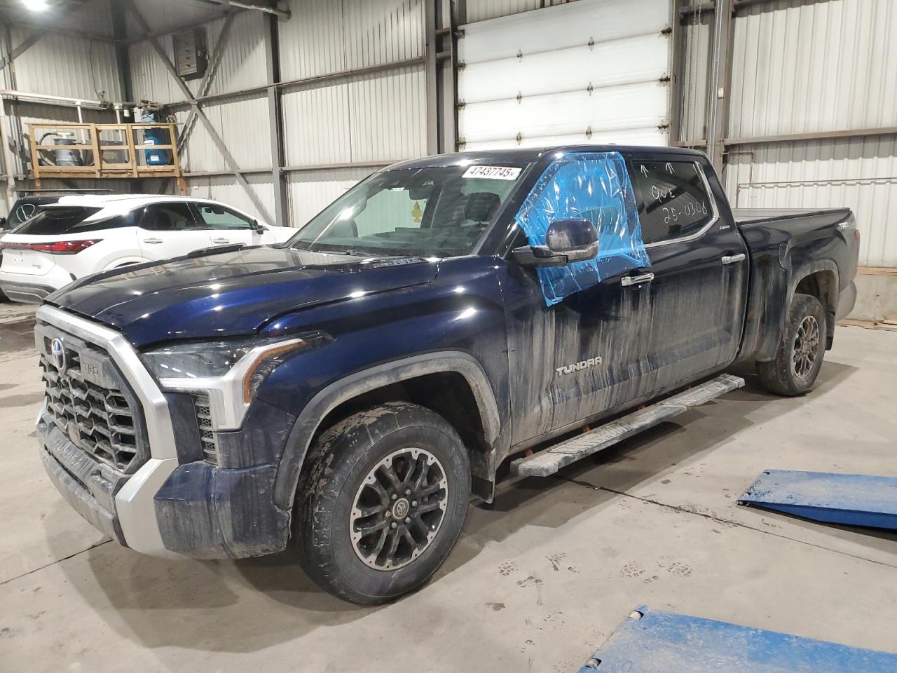 TOYOTA TUNDRA CRE 2023