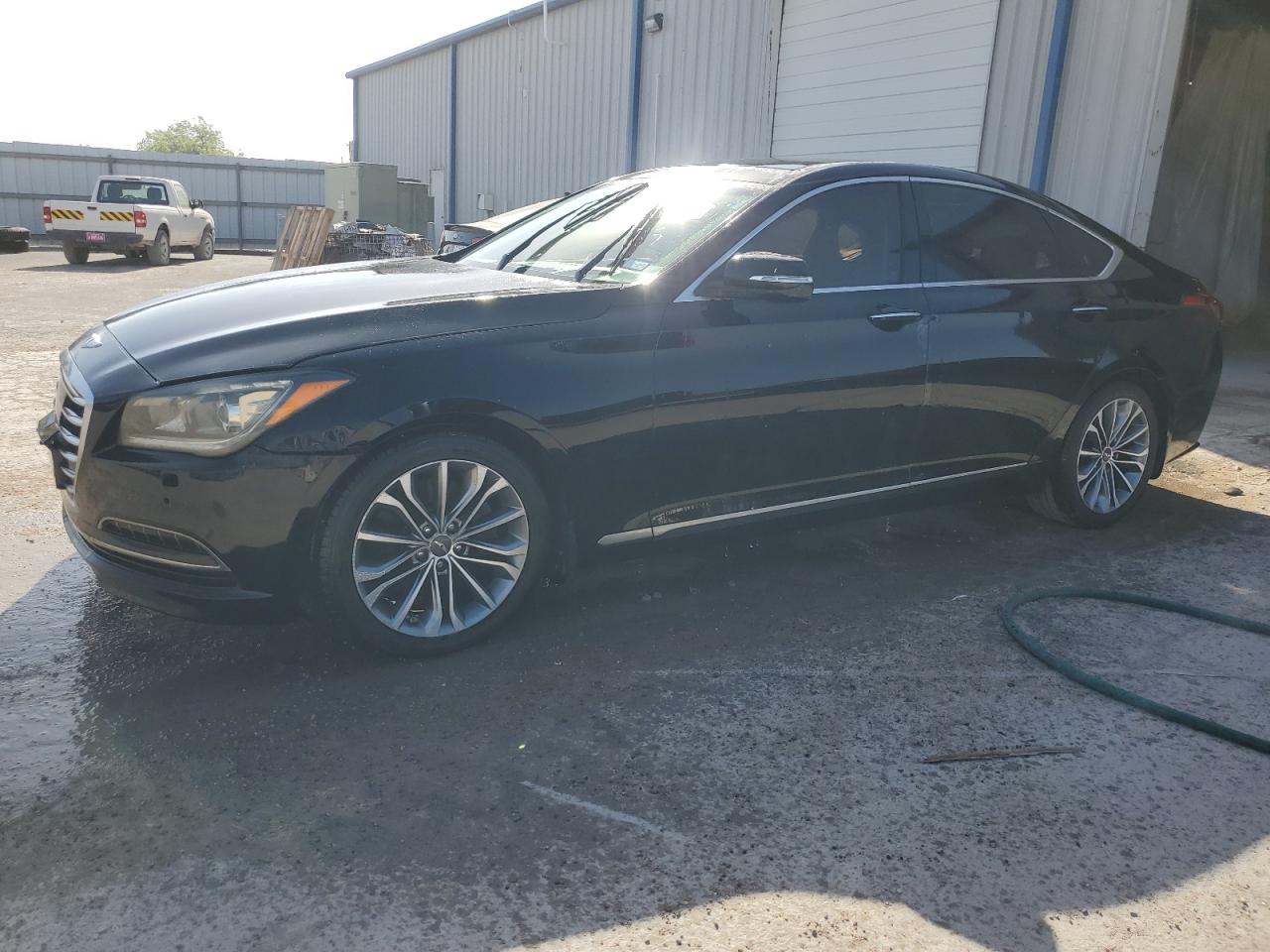 HYUNDAI GENESIS 3. 2015
