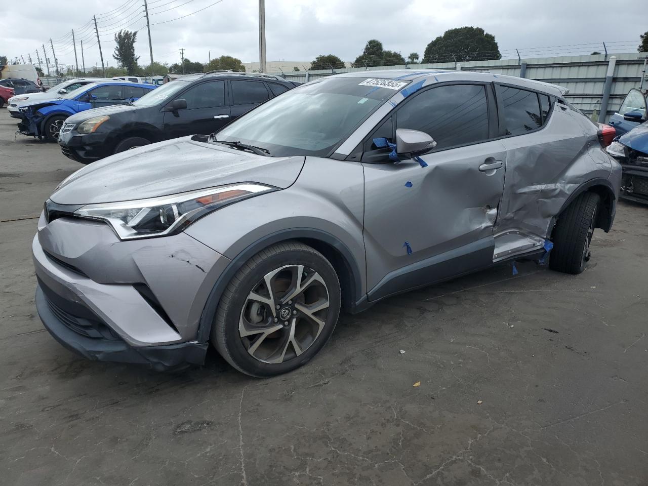TOYOTA C-HR XLE 2018
