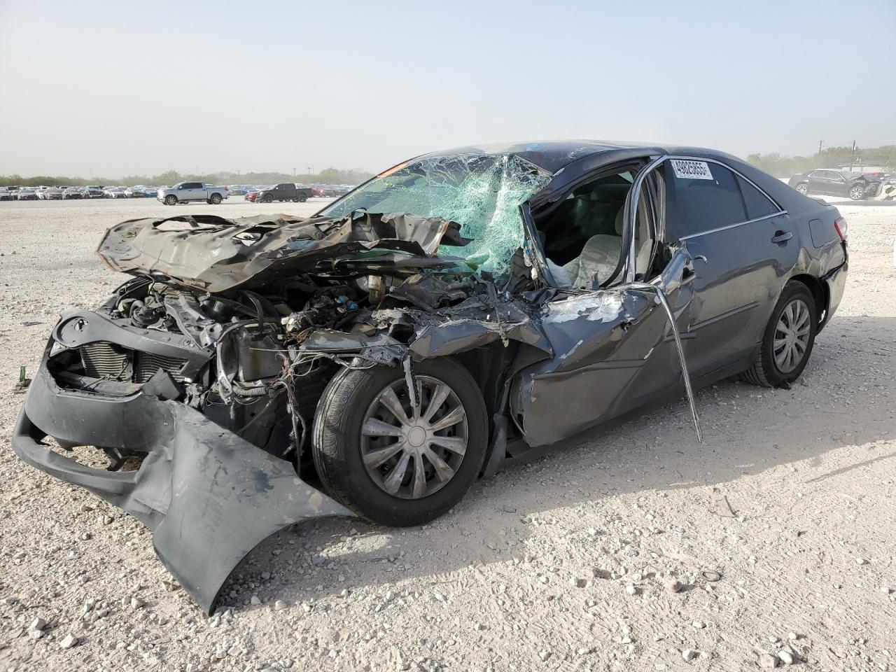 TOYOTA CAMRY BASE 2010