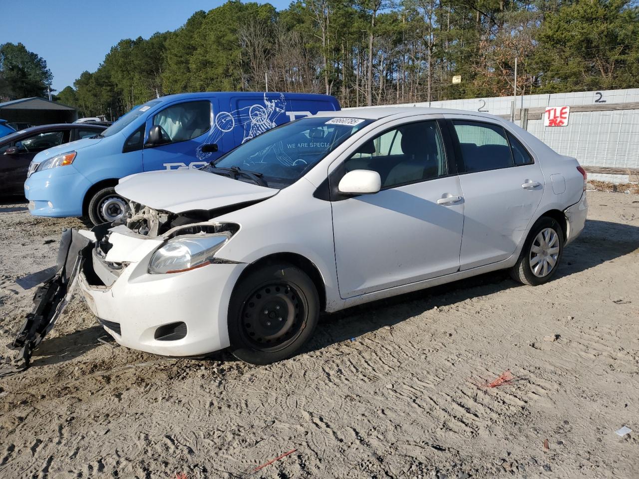 TOYOTA YARIS 2010